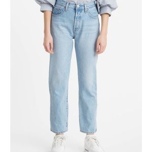 Levi’s 501 straight legged cropped with stretch. 30x26